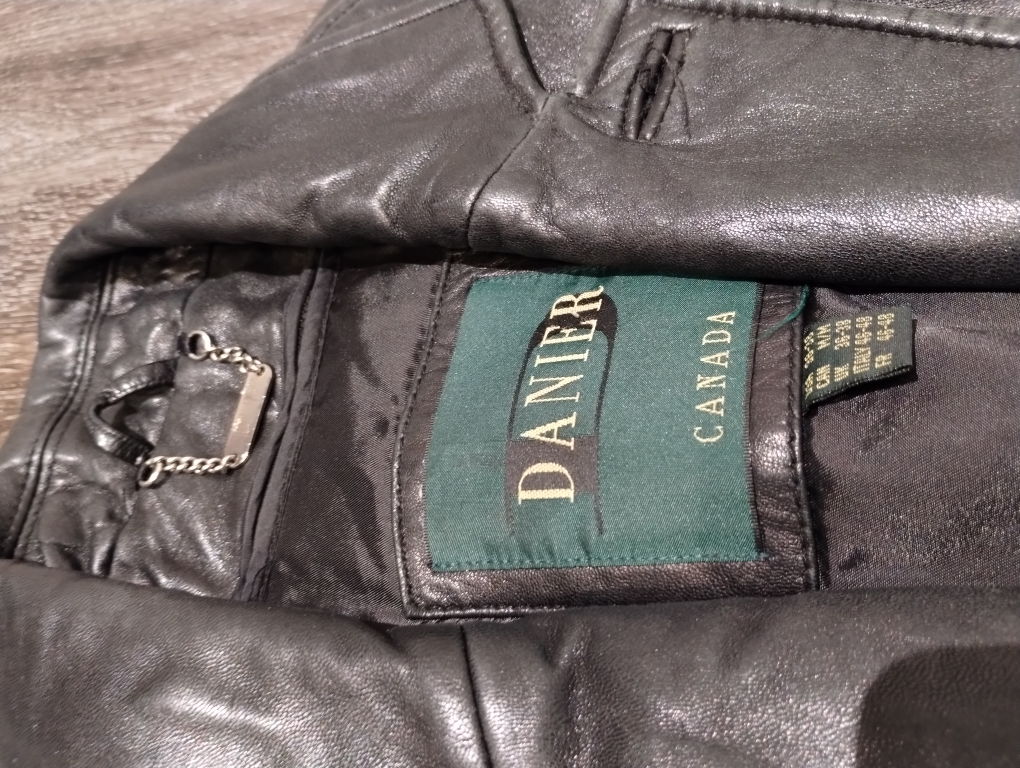 Danier Men's Genuine Leather jacket with removable vest image indicator(2)