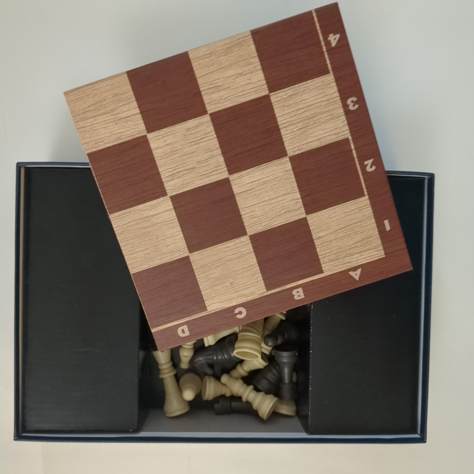 Chess set! #freecycle image indicator(3)