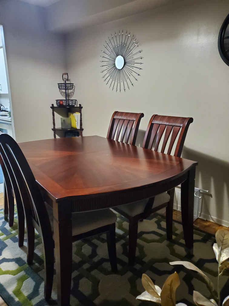 Dining Table with Chairs - photo 2
