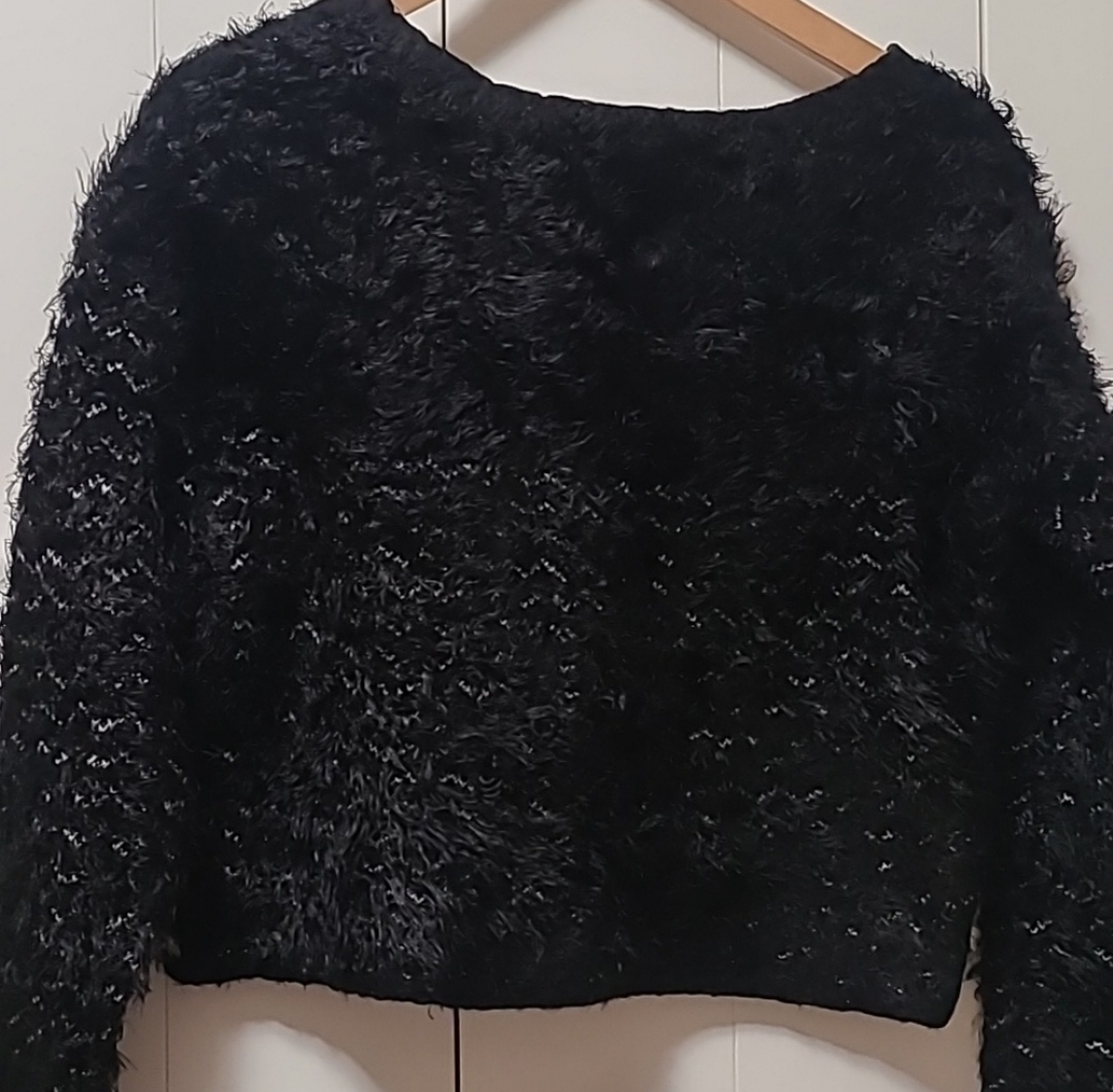 Guess women's sweaters image indicator(2)