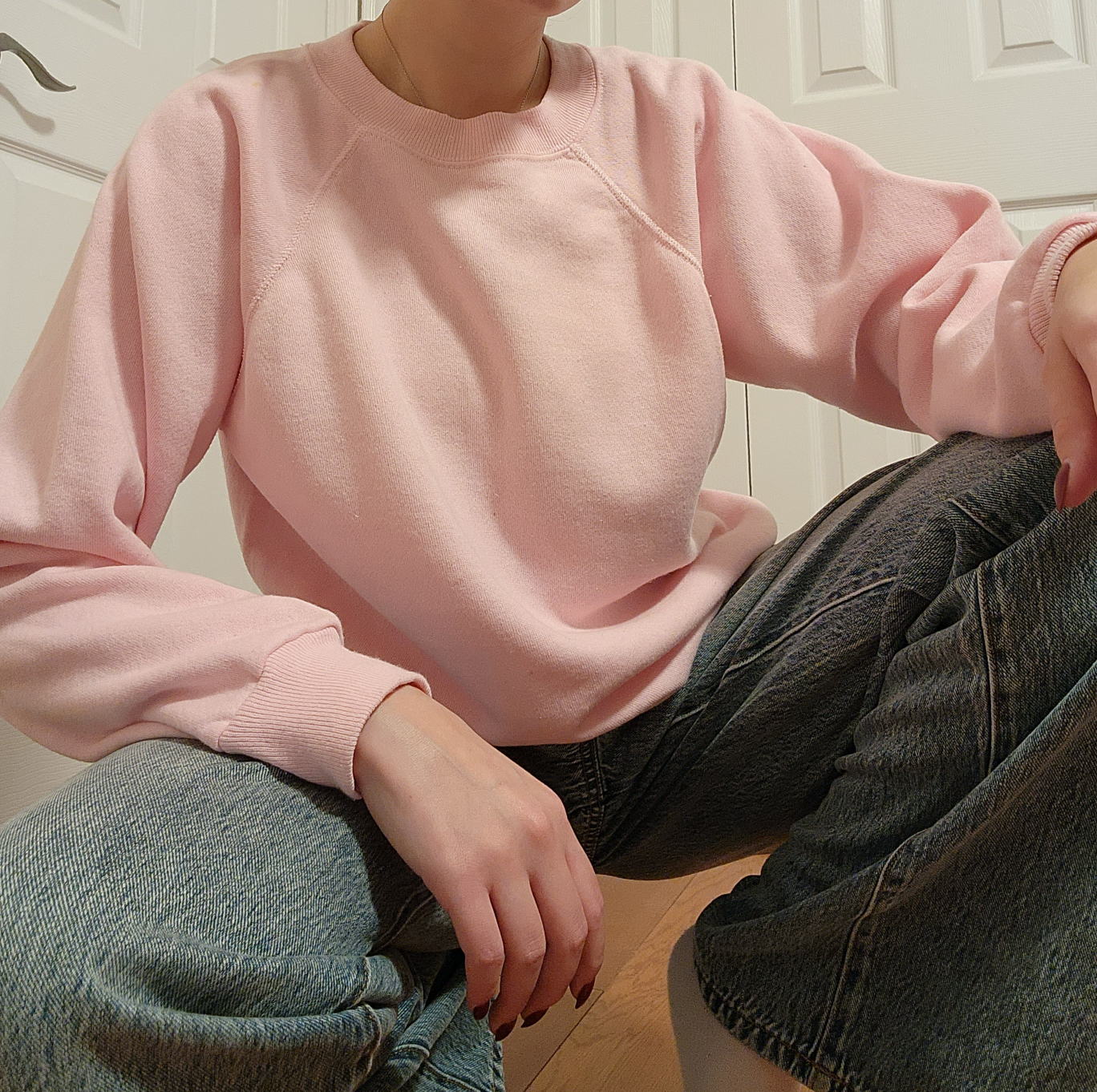 pastel pinkie sweatshirt image indicator(3)