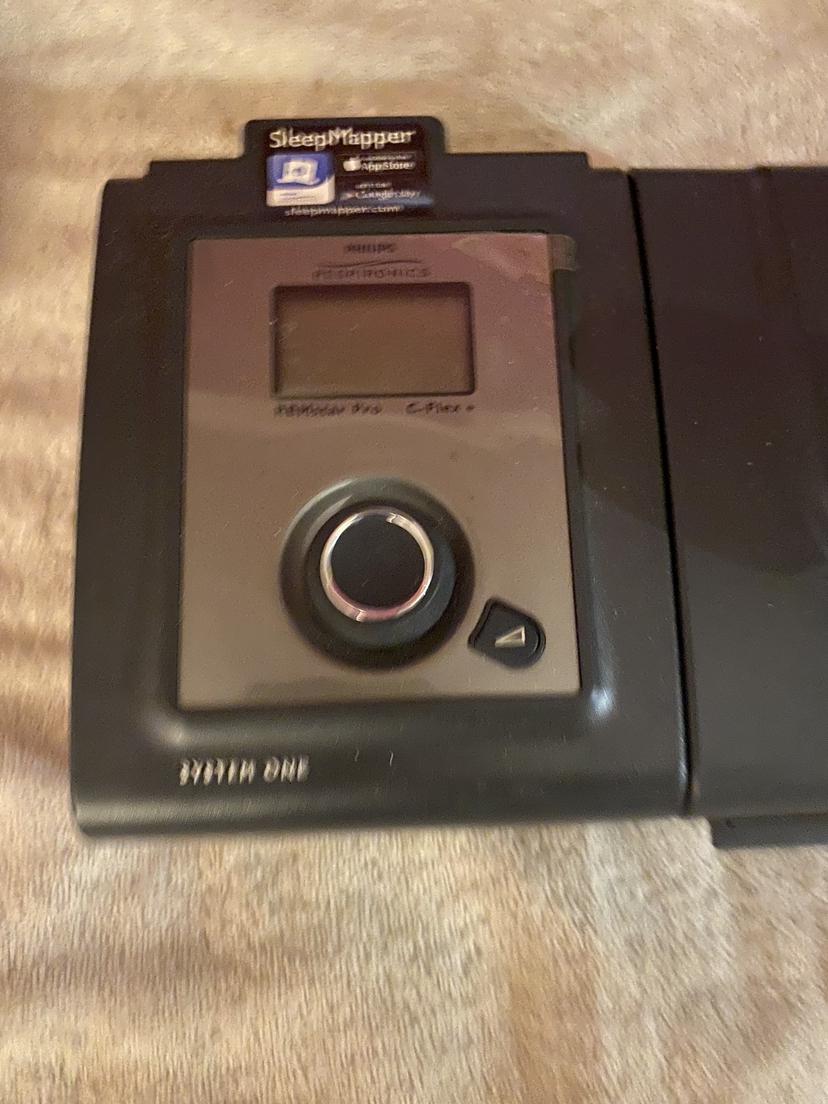 Cpap breathing machine - photo 2