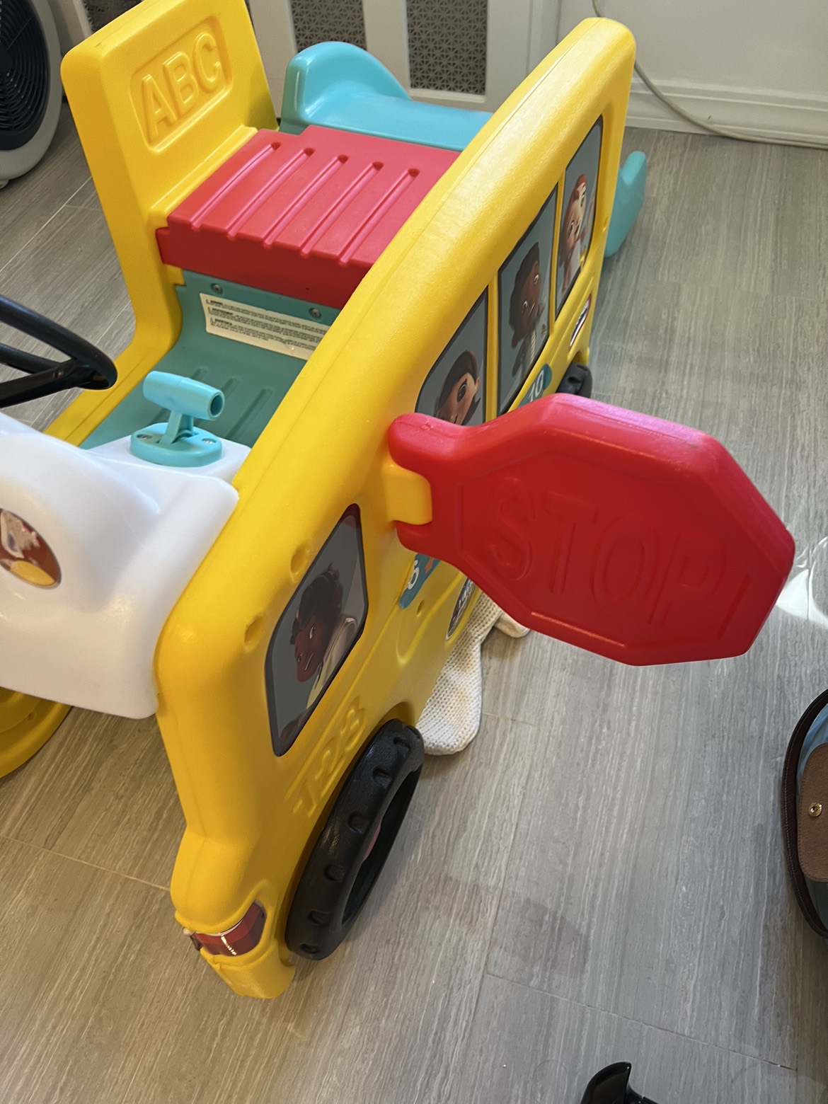 Kids bus slide - photo 3