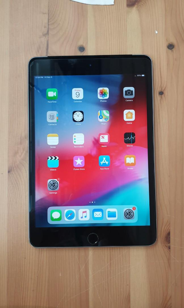 iPad mini LIKE NEW thumbnail