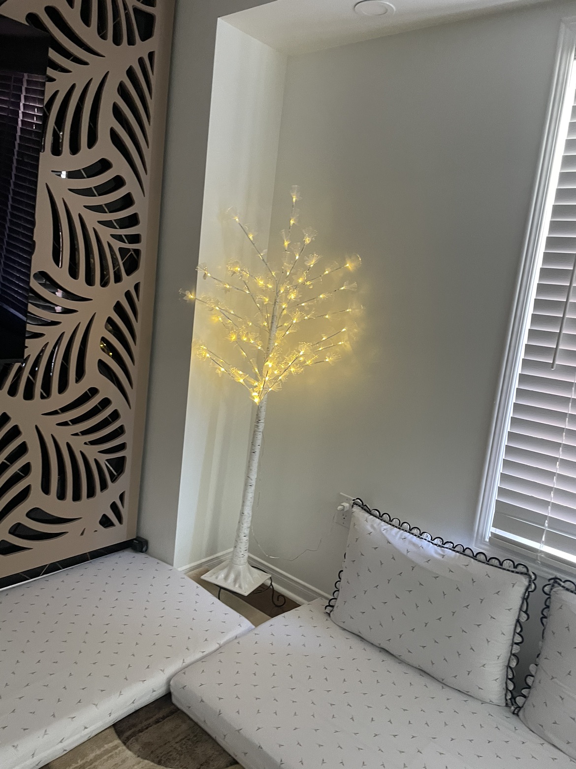 White artificial led flower tree 5 feet long image indicator(7)