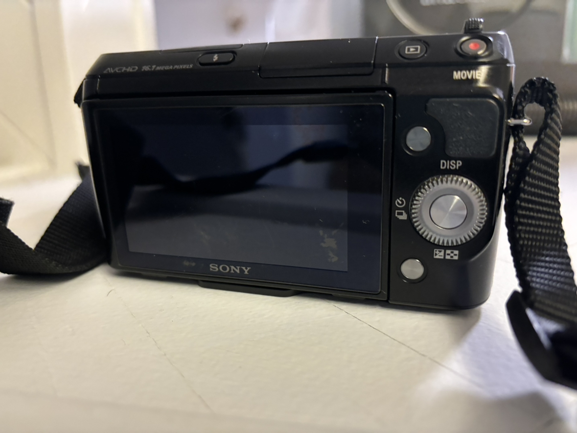 Sony Alpha NEX-F3 Mirrorless Digital Camera 🏒 - photo 5