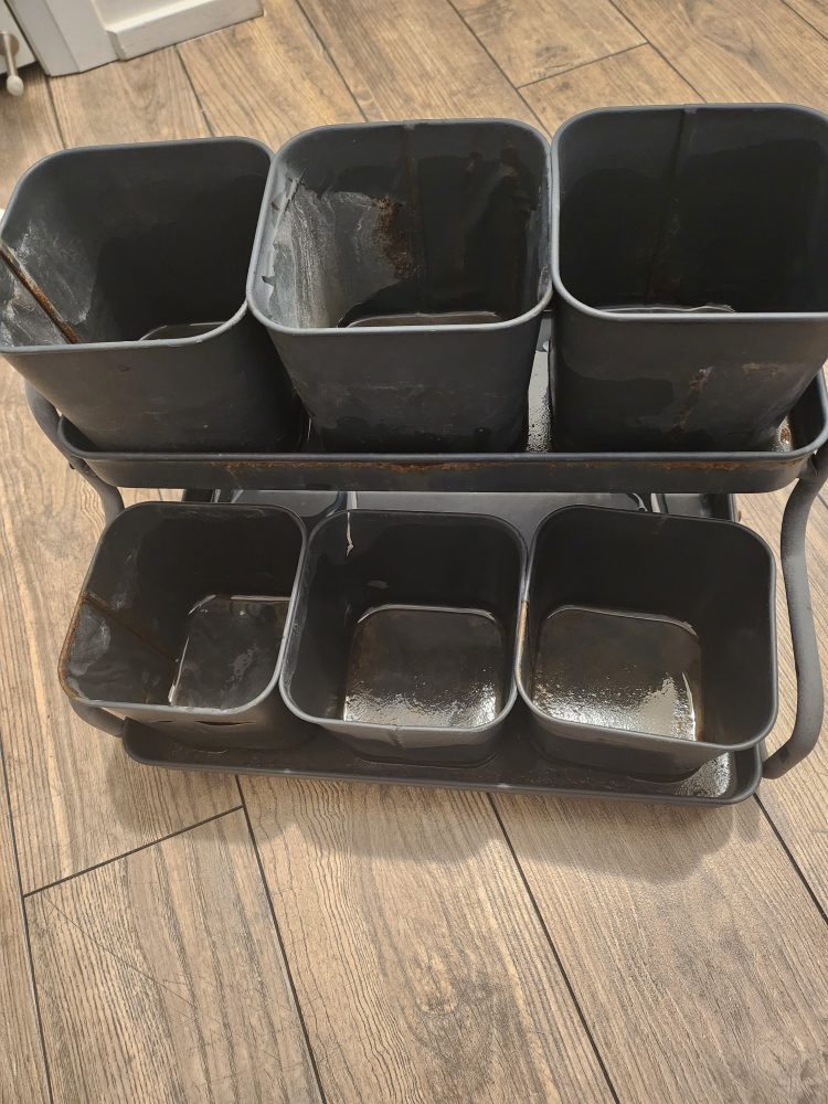 ❄️metal hanging planter with 6 plant pots