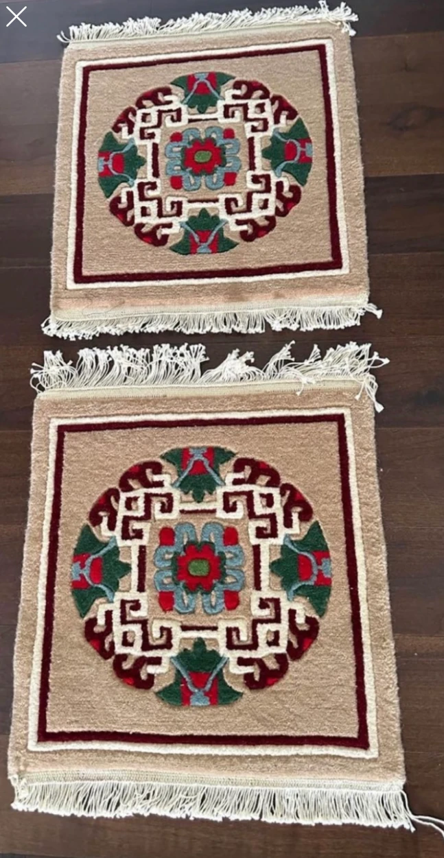 Beautiful set of rugs image indicator(3)
