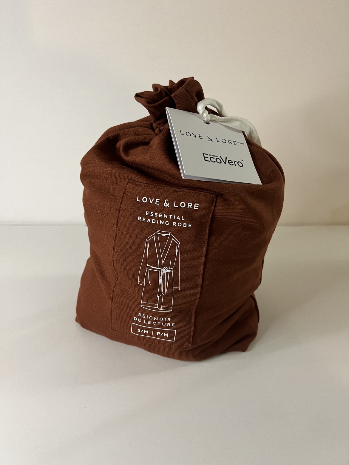 Love & Lore Silky Reading Robe image indicator(2)