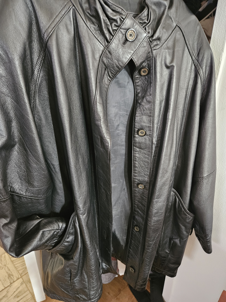 LEATHER JACKET image indicator(3)