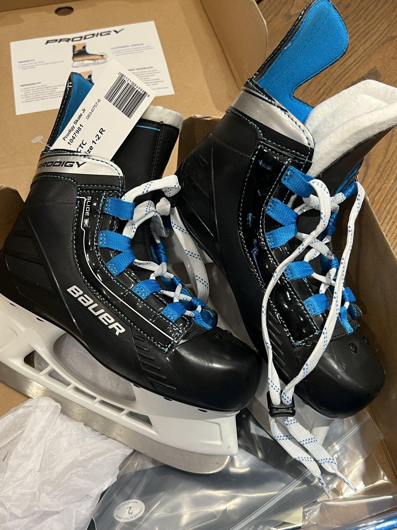 New Bauer Prodigy Skate thumbnail
