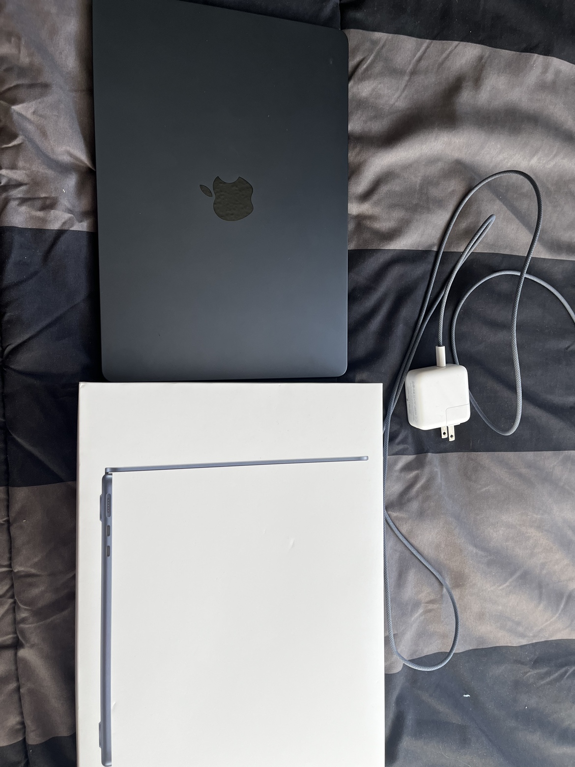 MacBook Air 2022 M2 - photo 2