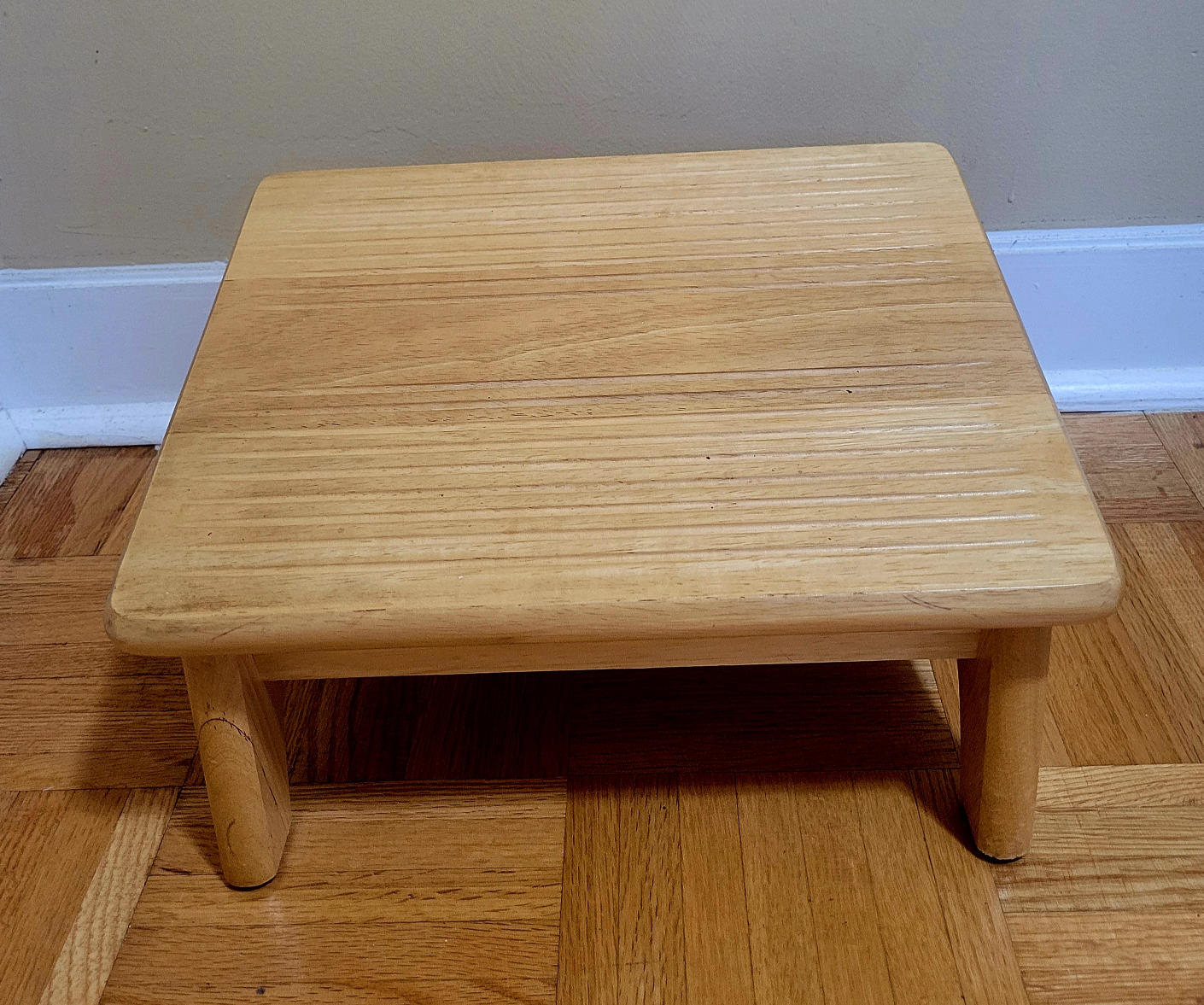 Wooden Step Stool- Used it as a Step for Computet Desk