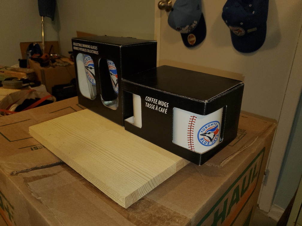 coffee cups and glasses