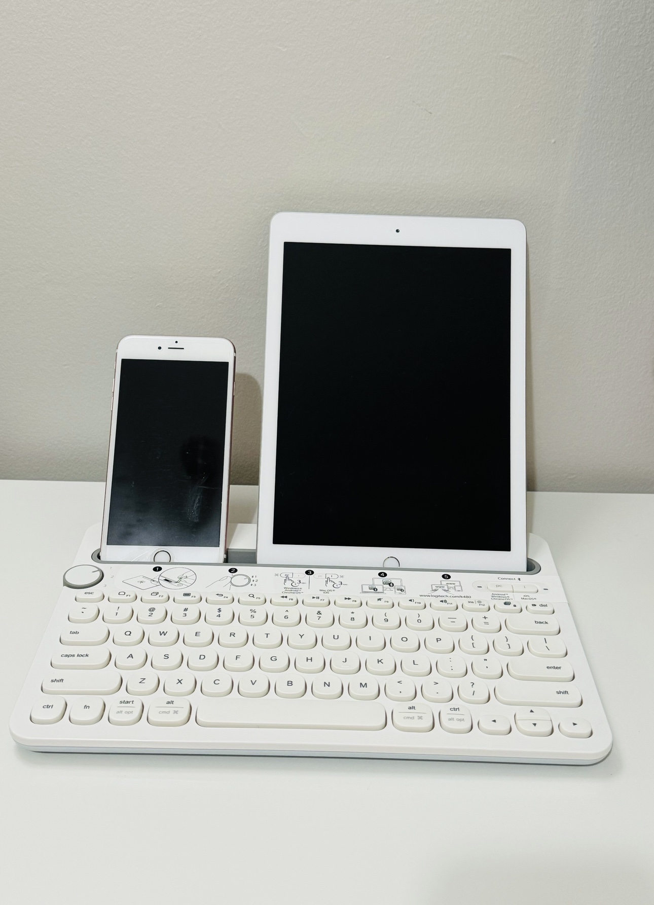 Logitech K480 Multi-Device Bluetooth Keyboard (white)