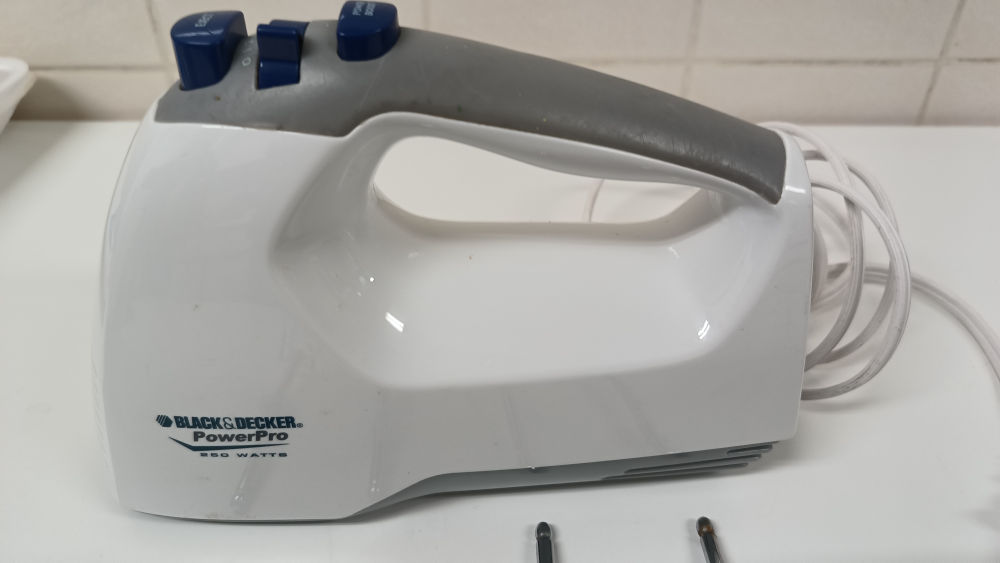 Black & Decker Kitchen Hand Mixer