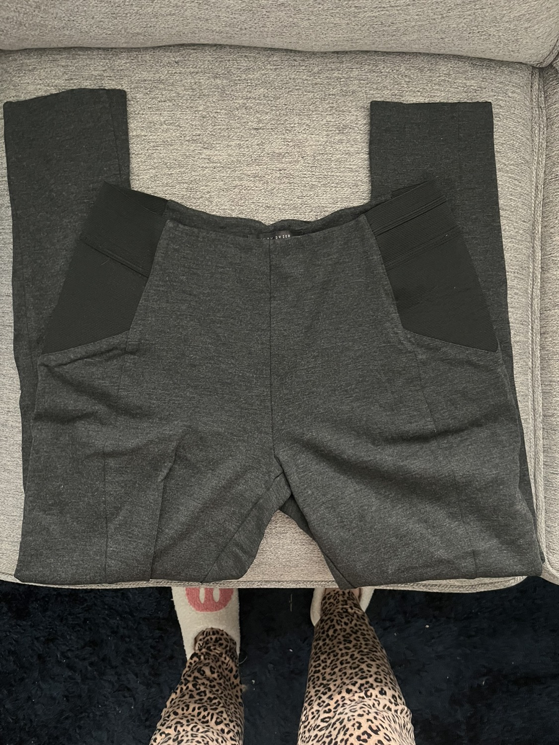 Stretchy dress pants thumbnail