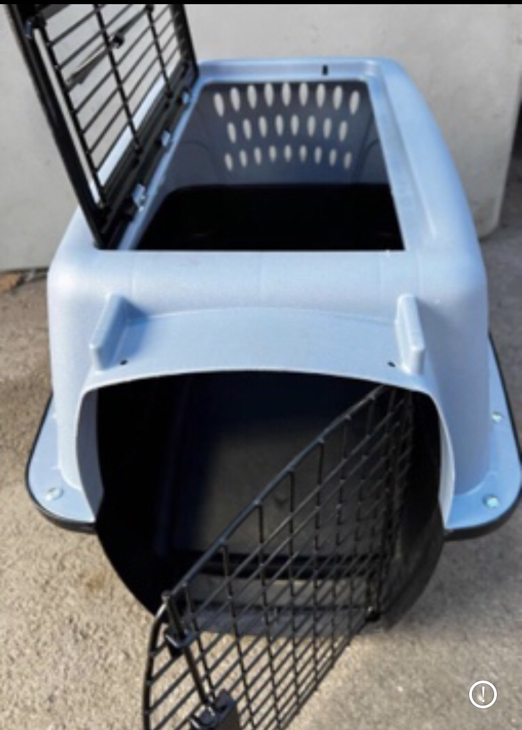 Petmate Two-Door Small Dog Kennel thumbnail