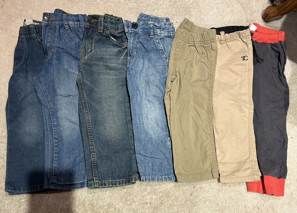 Boy’s pants 2y thumbnail