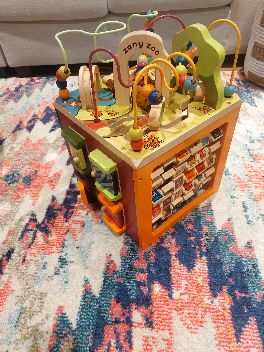 Zany Zoo activity cube