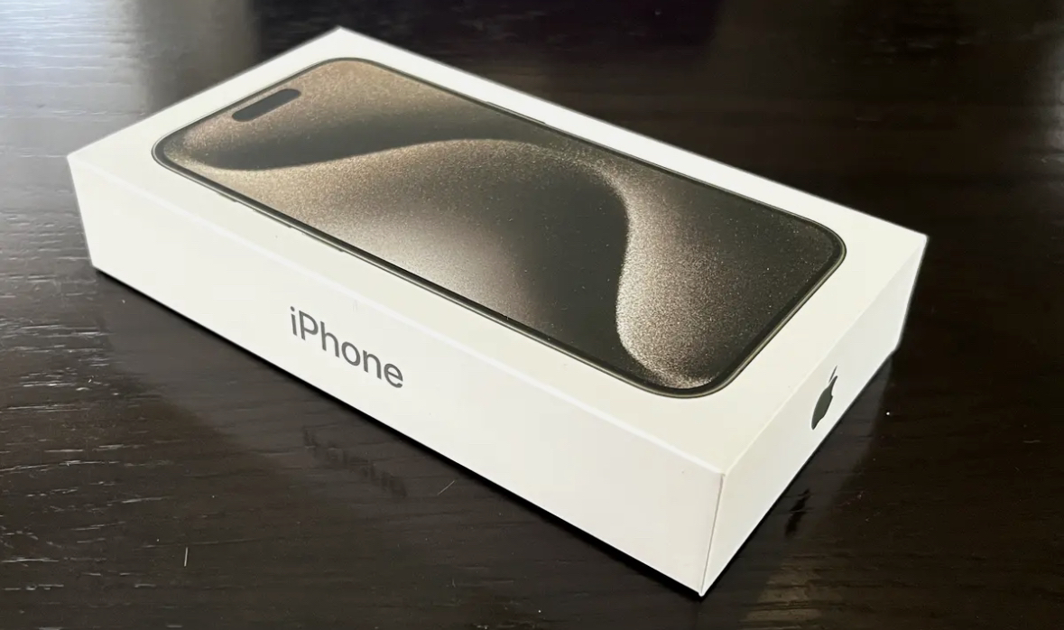iPhone 15 pro - photo 2