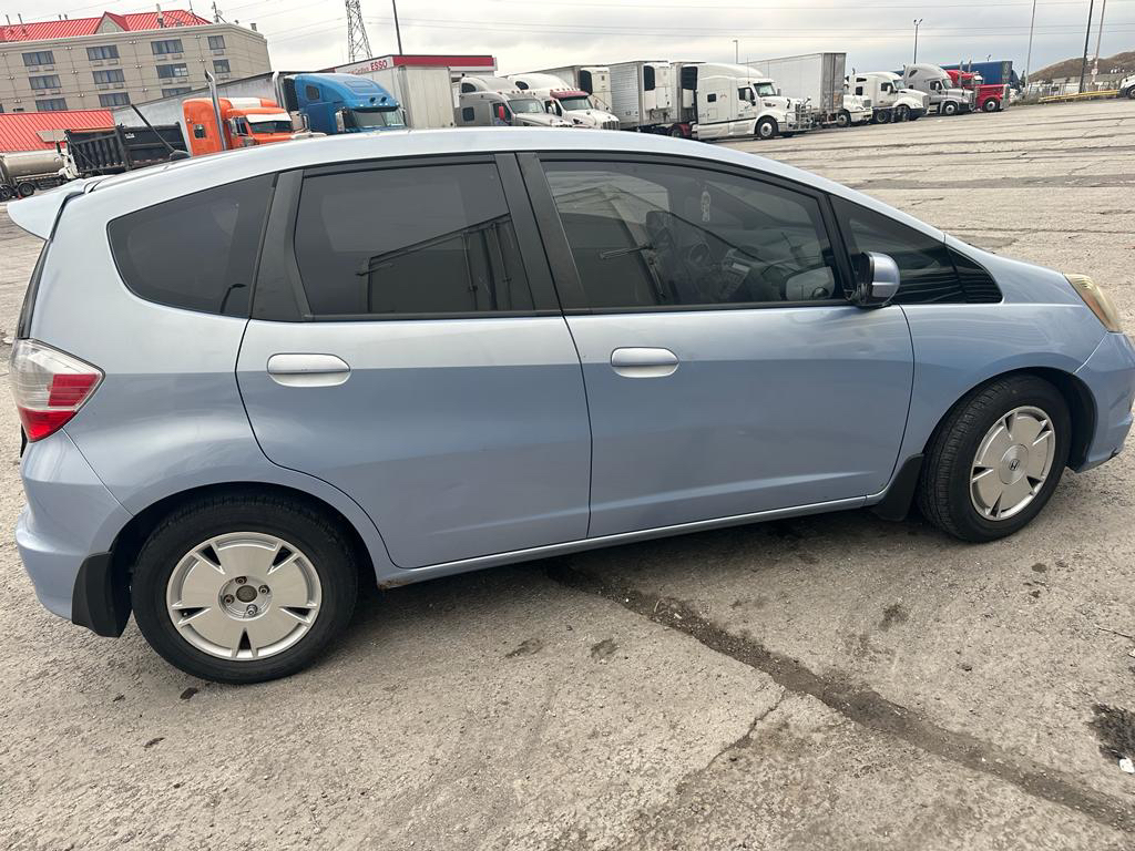 2009 honda fit Lx - photo 3