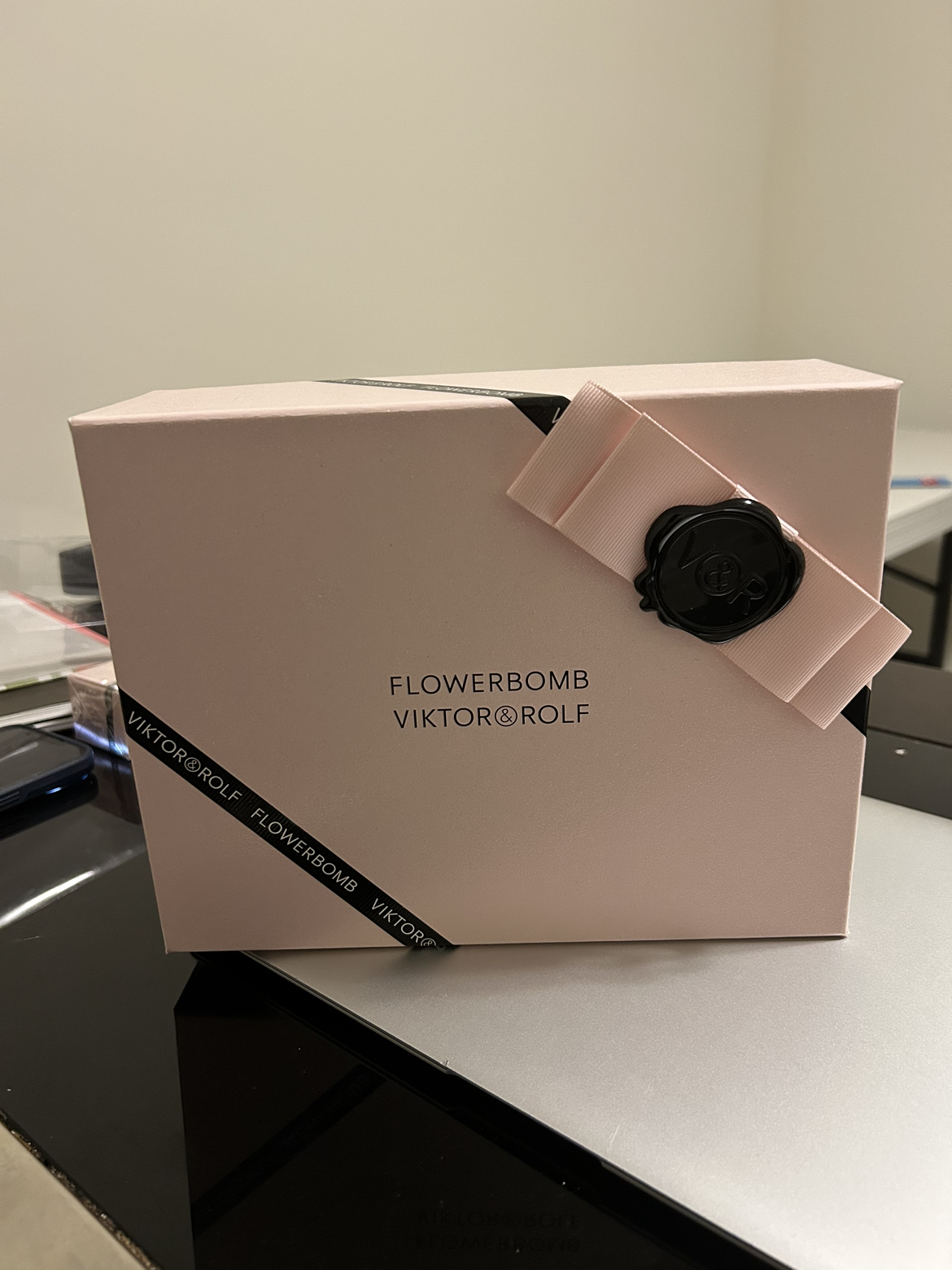 Viktor & Rolf FLOWERBOMB Gift set