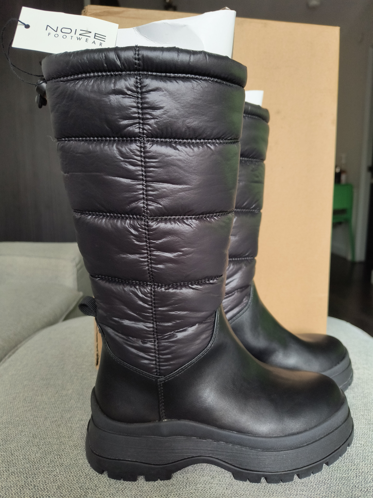 Noize winter boots (NEW) thumbnail