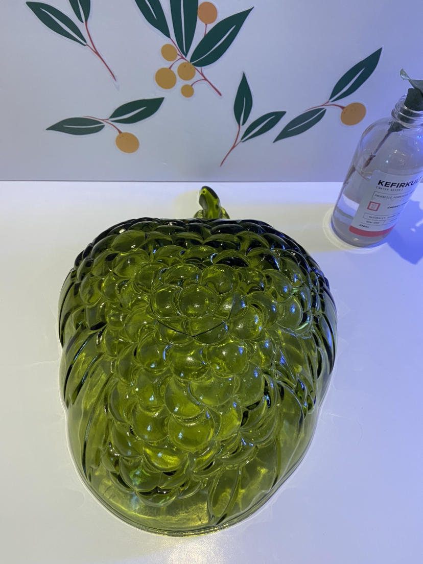 Vintage Indiana Glass Olive Green Grape Bowl image indicator(4)