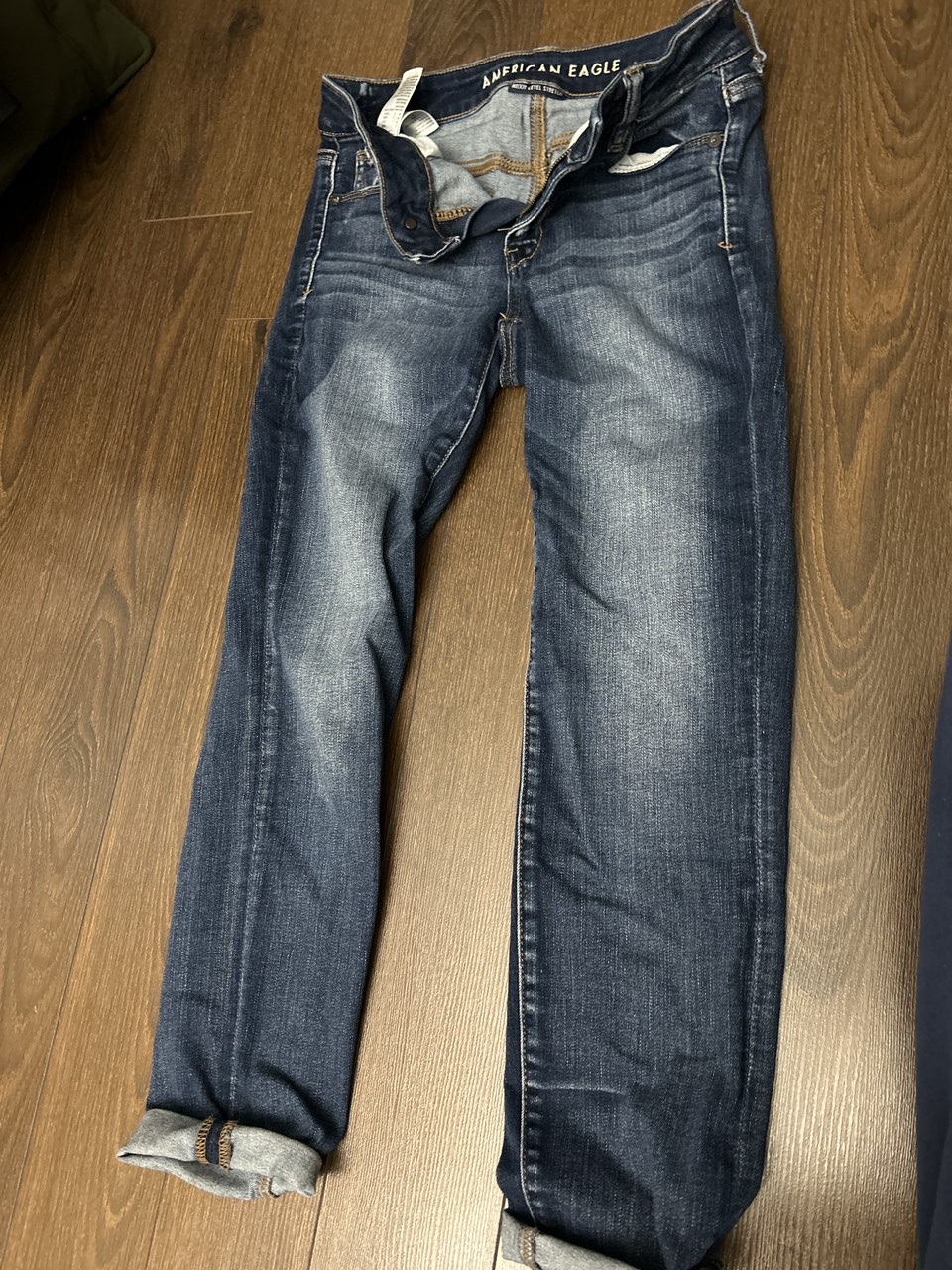 American Eagle Jeans size 4 thumbnail