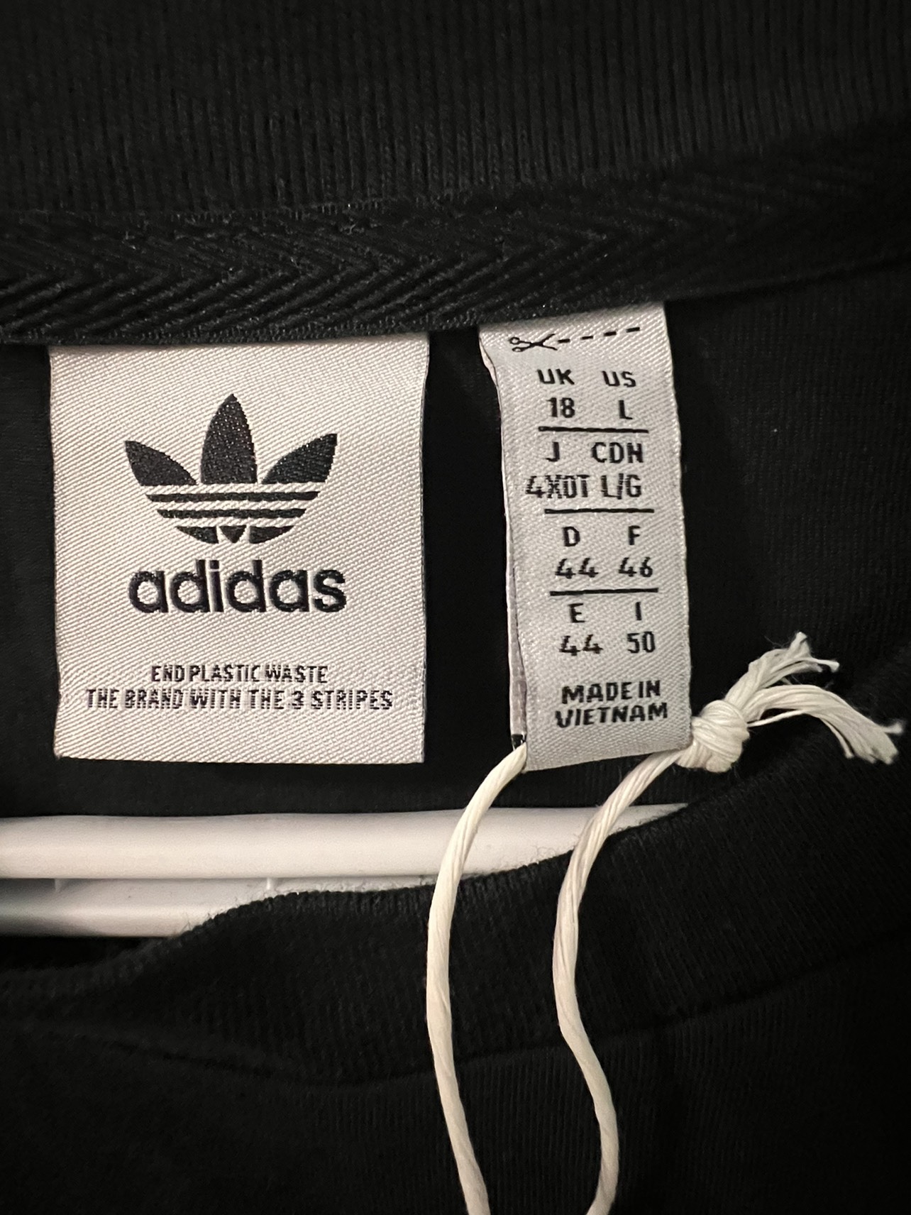 ***Brand New*** Adidas T-Shirt Youth Large - photo 2