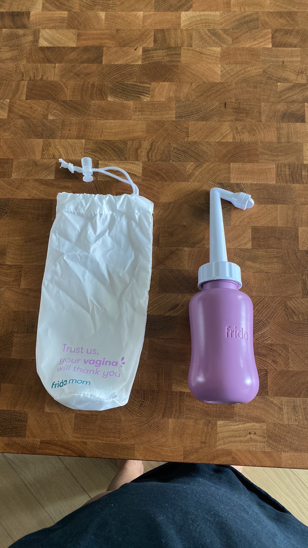 ❄️ Frida Mom Upside Down Peri Bottle (Brand new - Never used) - photo 3