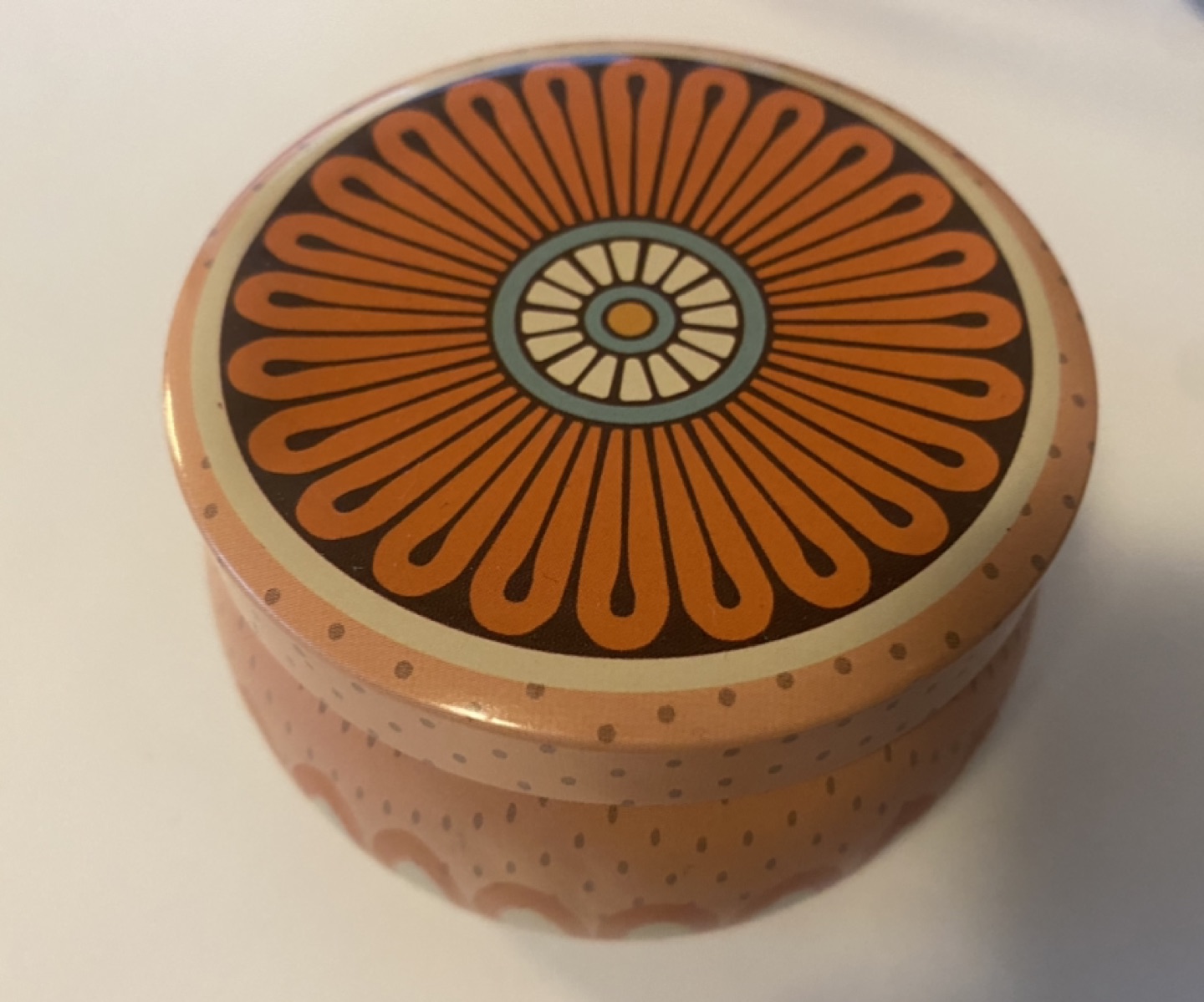 Cute christmas candle (sweet orange cream scent) image indicator(2)