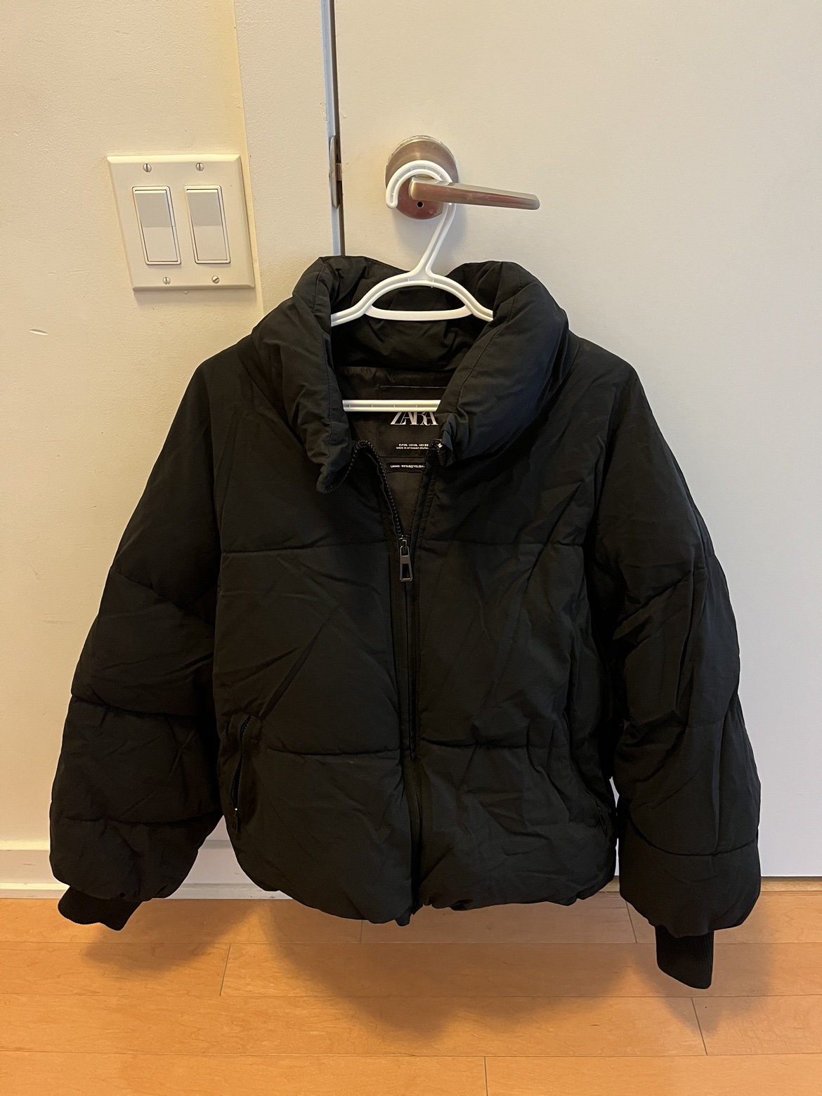 Zara Puffer Coat - Black