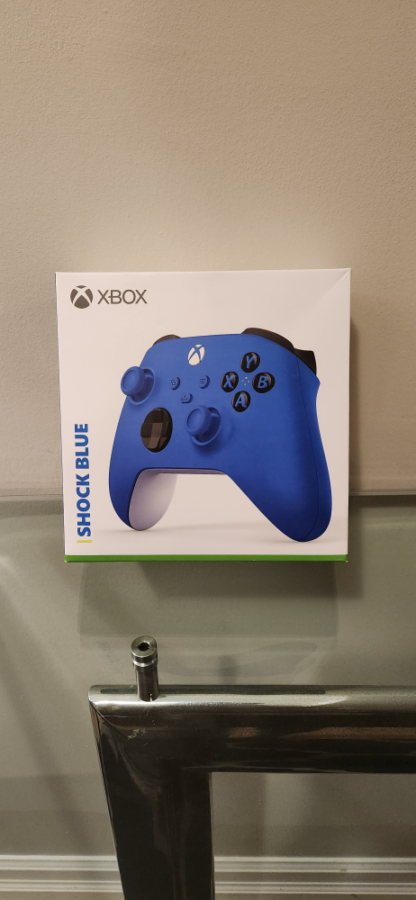 Xbox Series X/S controller - shock blue