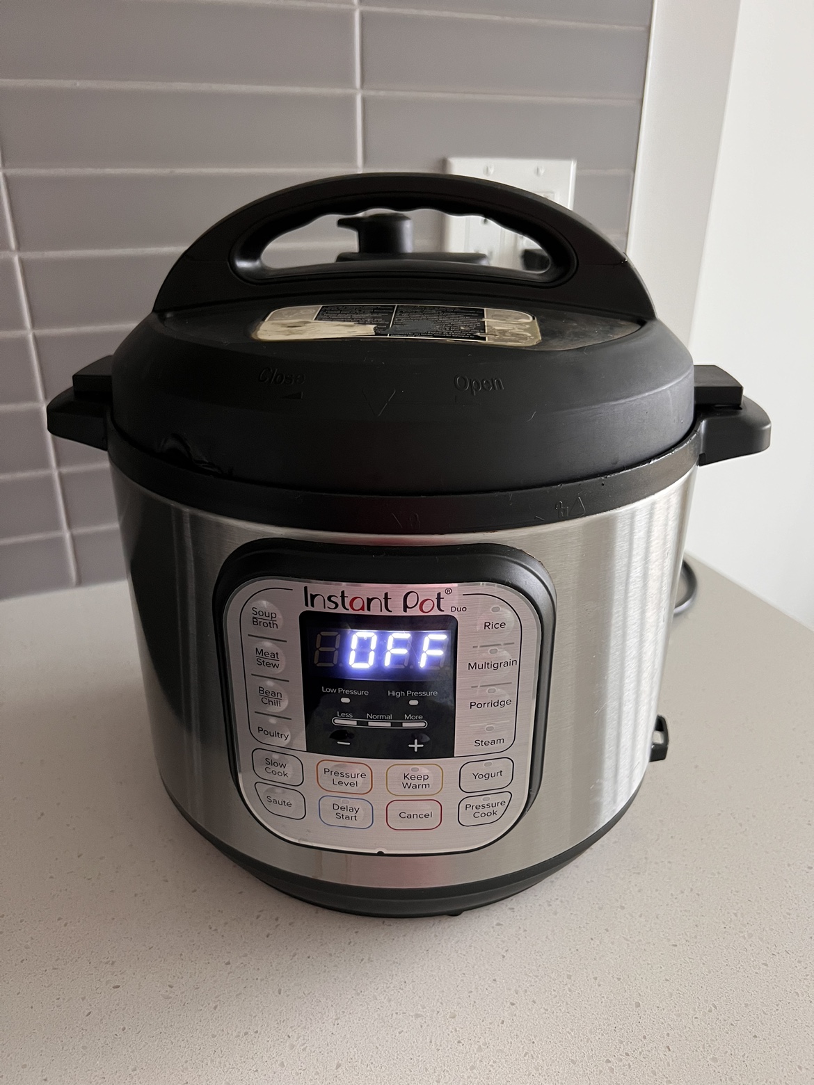 Instant Pot Duo V5 7-in-1 Pressure Cooker - 6QT thumbnail
