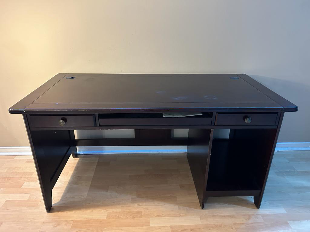 Desk wood