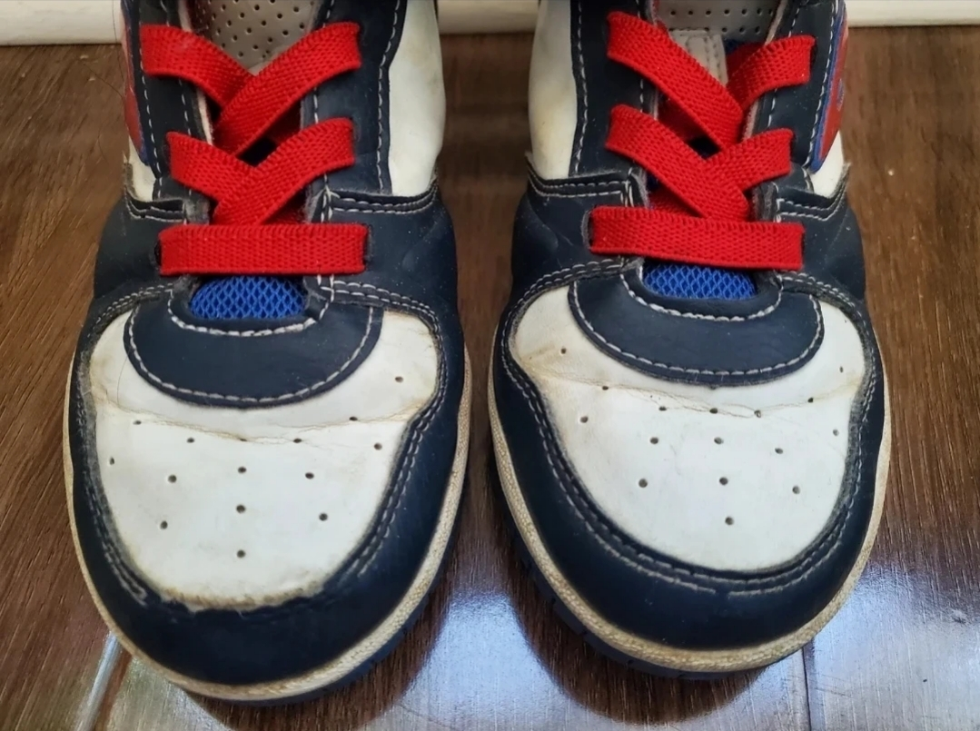 Geox boots size 1US with lights image indicator(4)