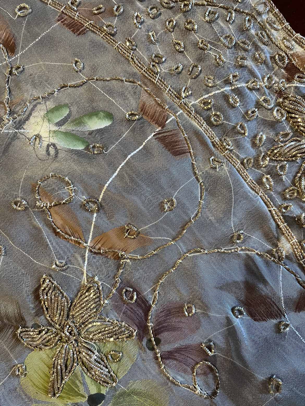 Gorgeous Handicraft Round Tablecloth image indicator(2)