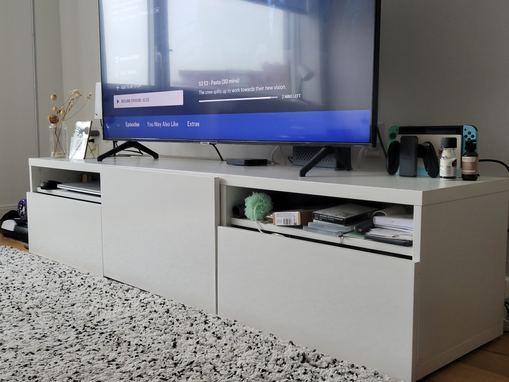 Selling IKEA BESTA tv table in white. - photo 2