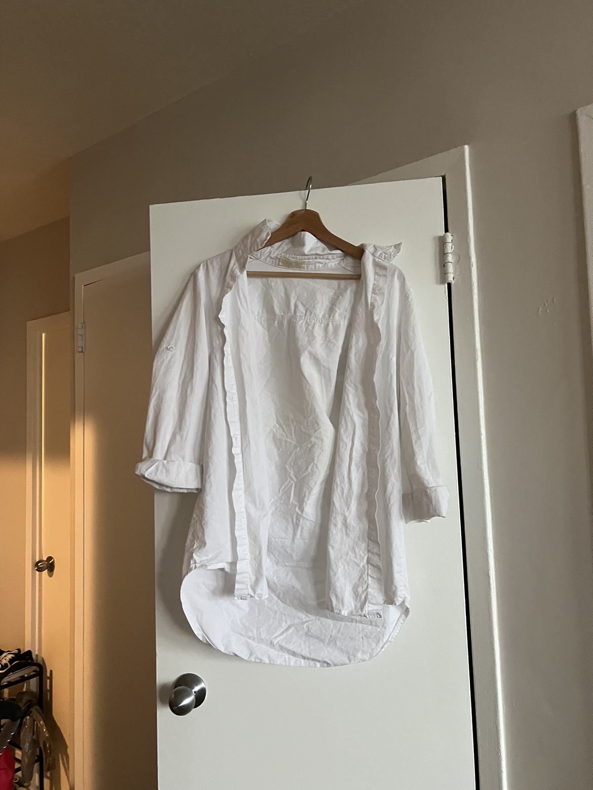 White office shirt thumbnail