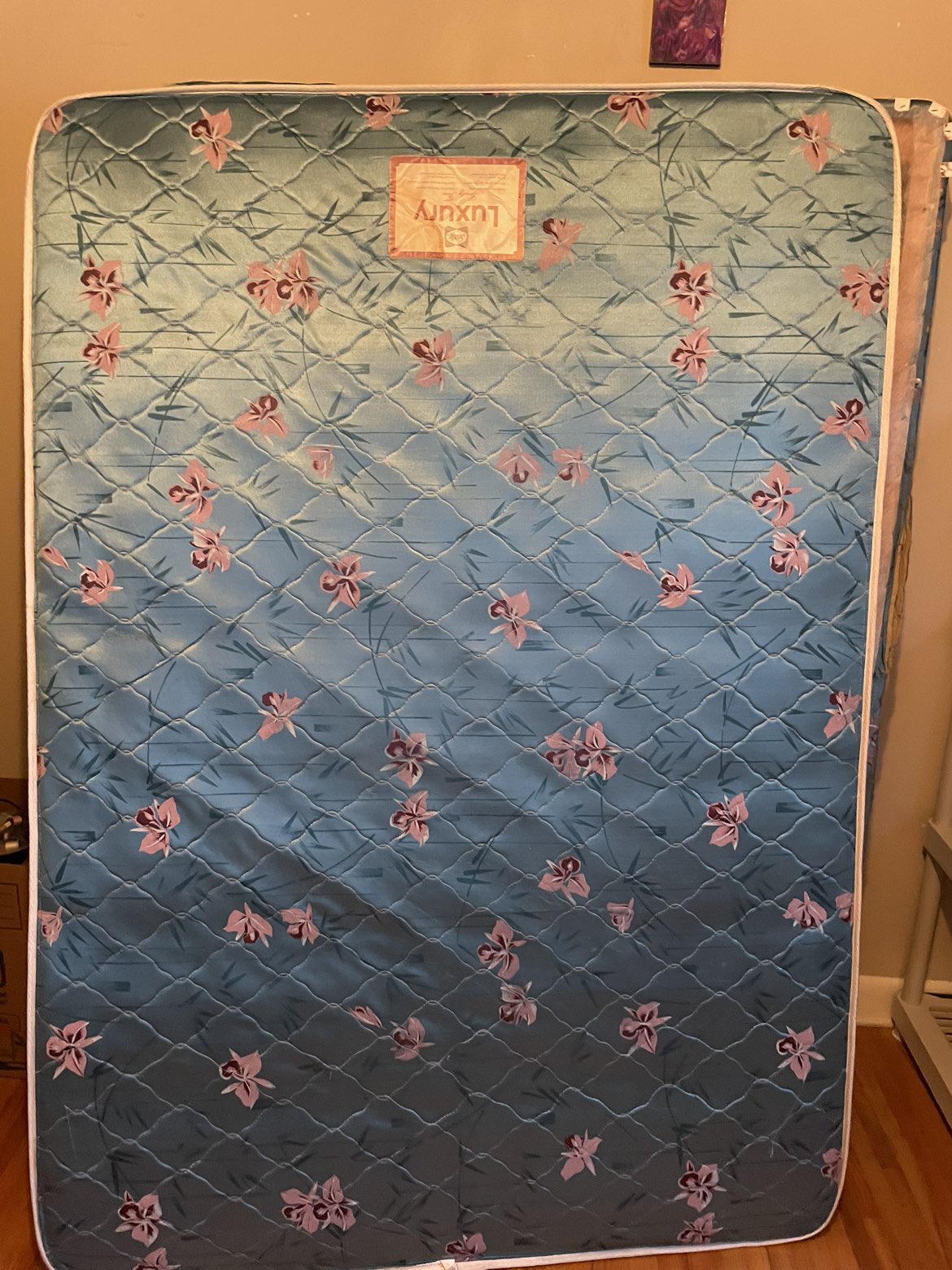 #freecycle box + mattress - photo 2