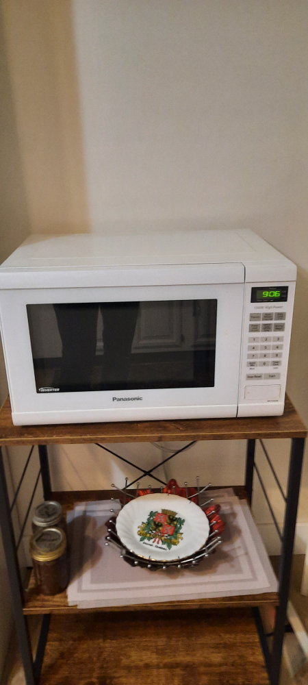 Panasonic 1200 W inverter microwave