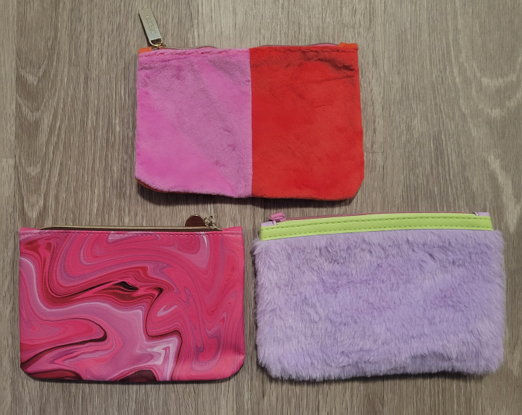 women cute Make-up bag thumbnail