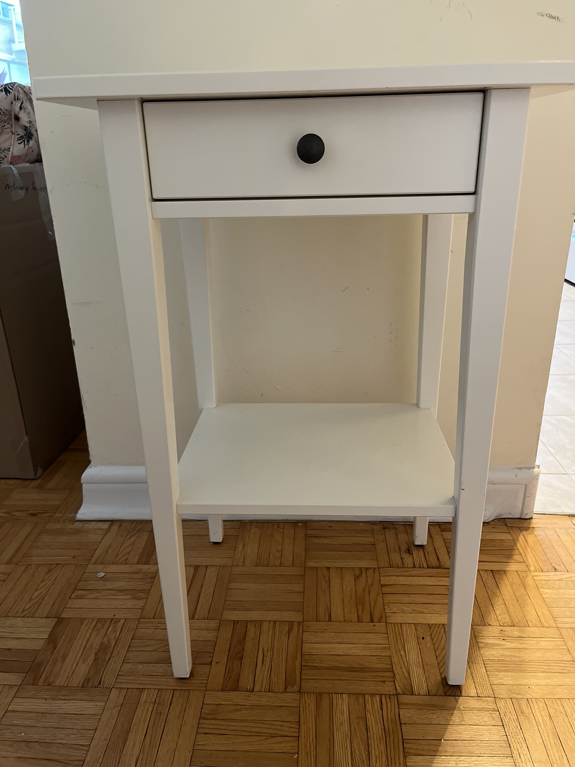 End table / side table thumbnail