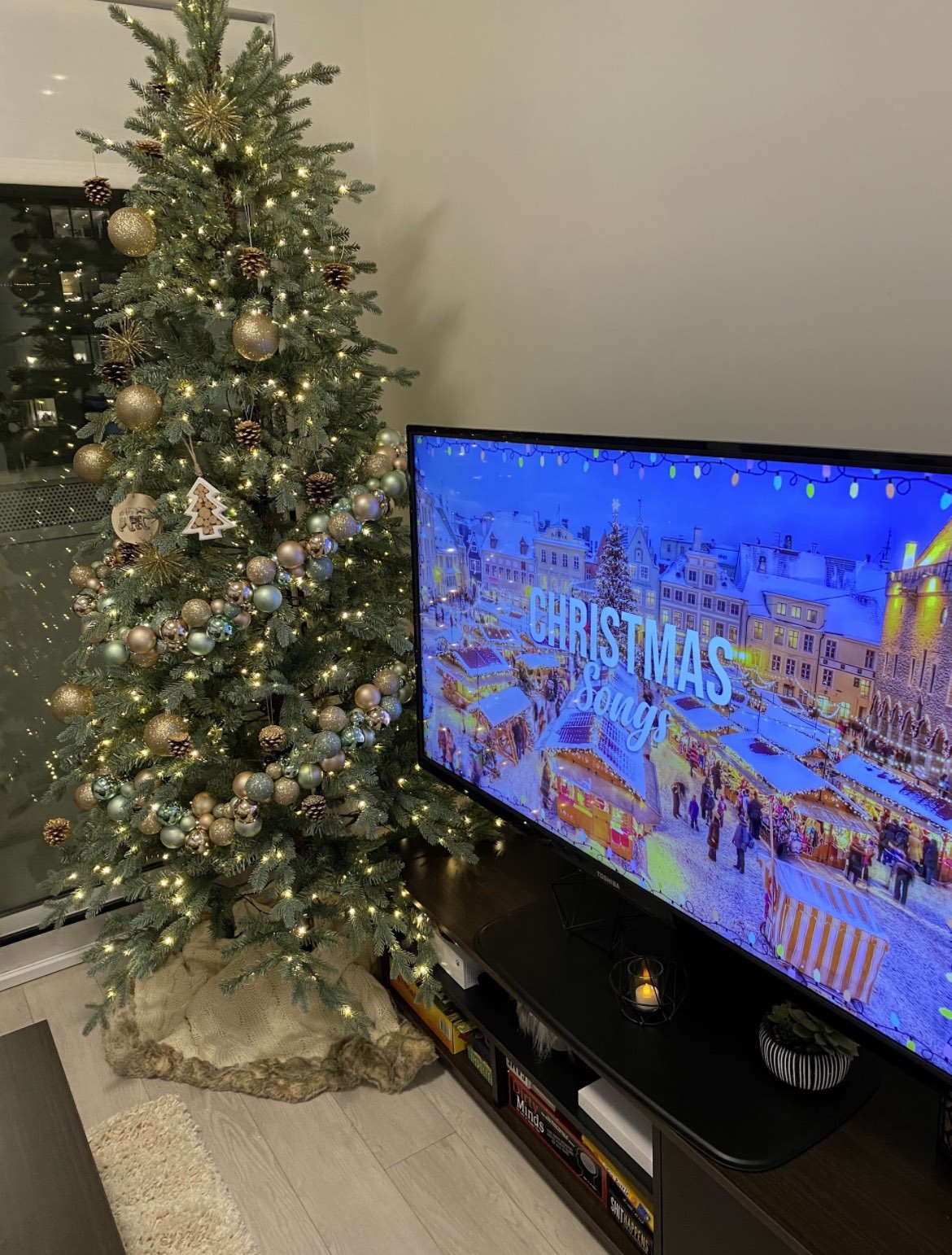 Christmas tree thumbnail