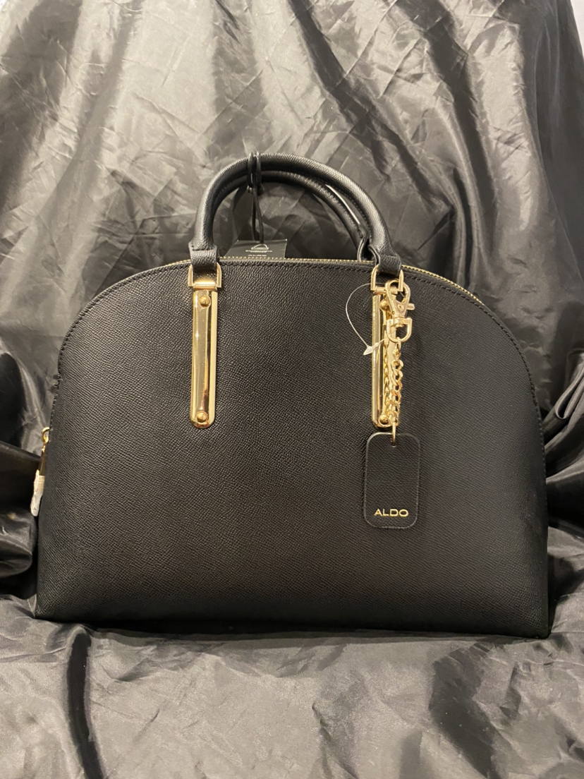 Handbags/Purses thumbnail