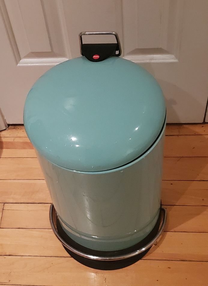 Garbage Can thumbnail