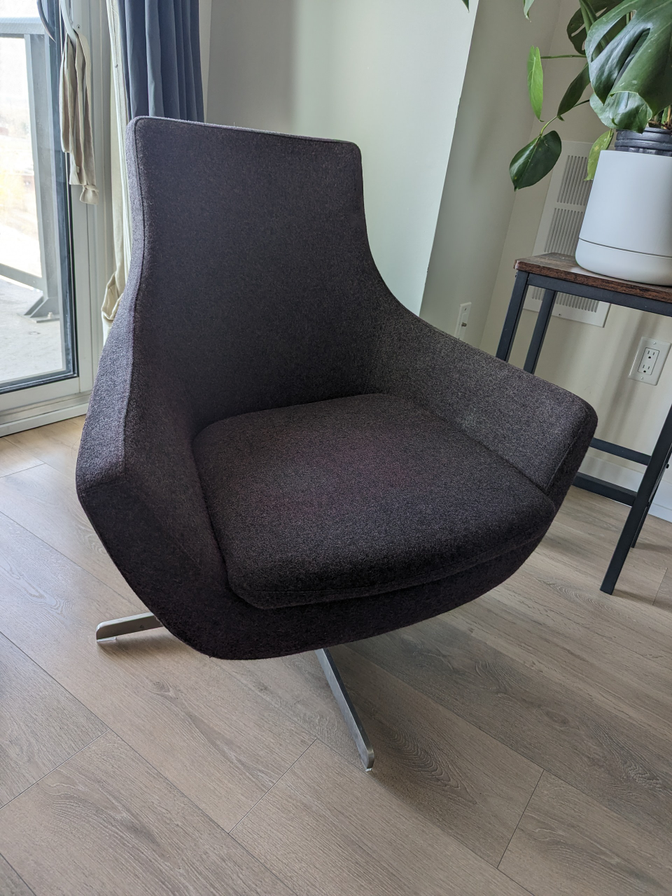 Lounge Chair. SohoConcept - Ref. Rebecca 4 Star Swivel