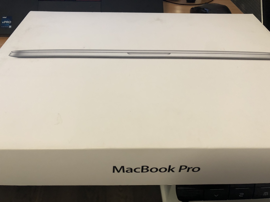 2014 Apple Macbook Pro thumbnail